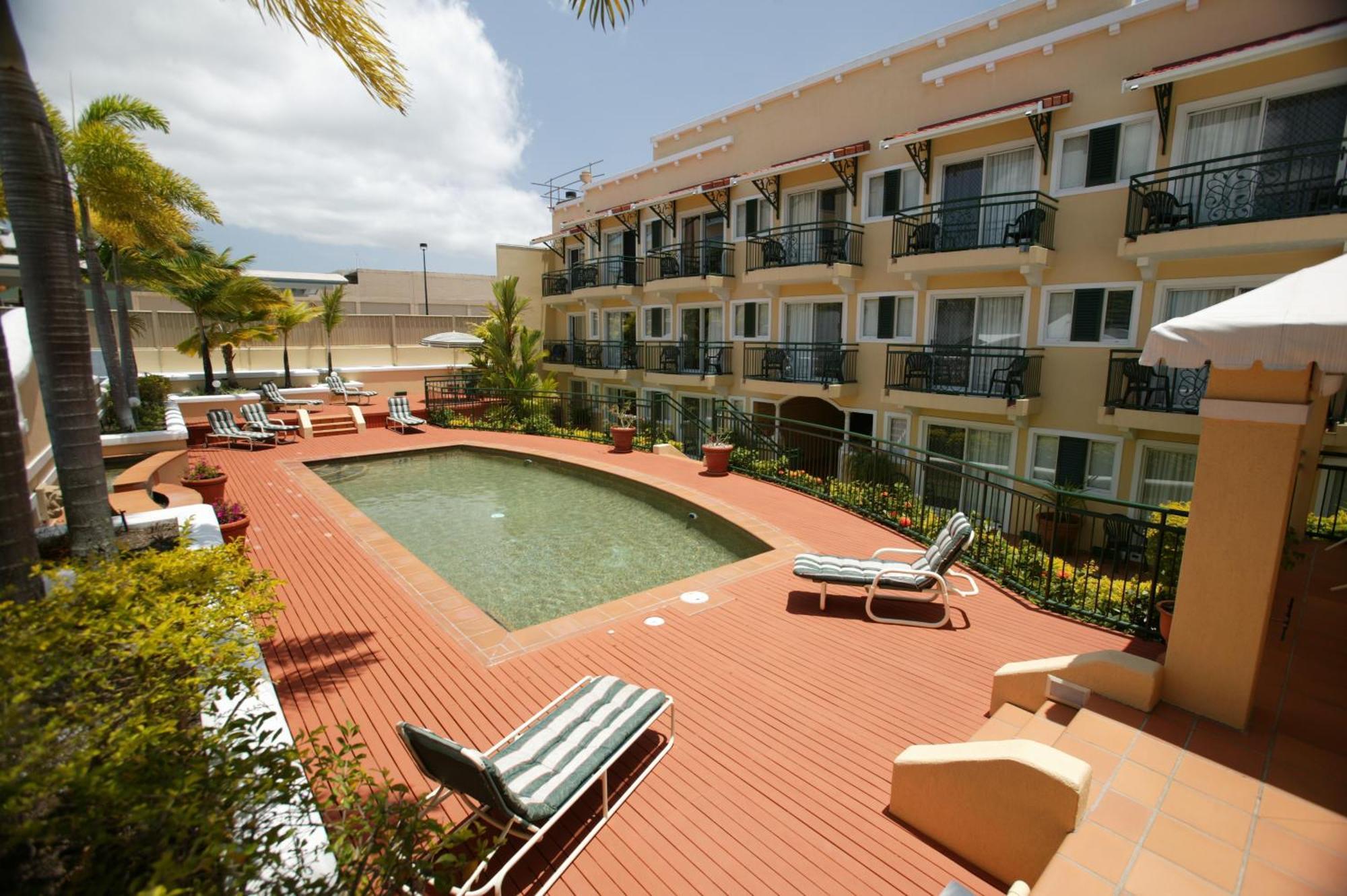 Il Palazzo Holiday Apartments Cairns Ngoại thất bức ảnh