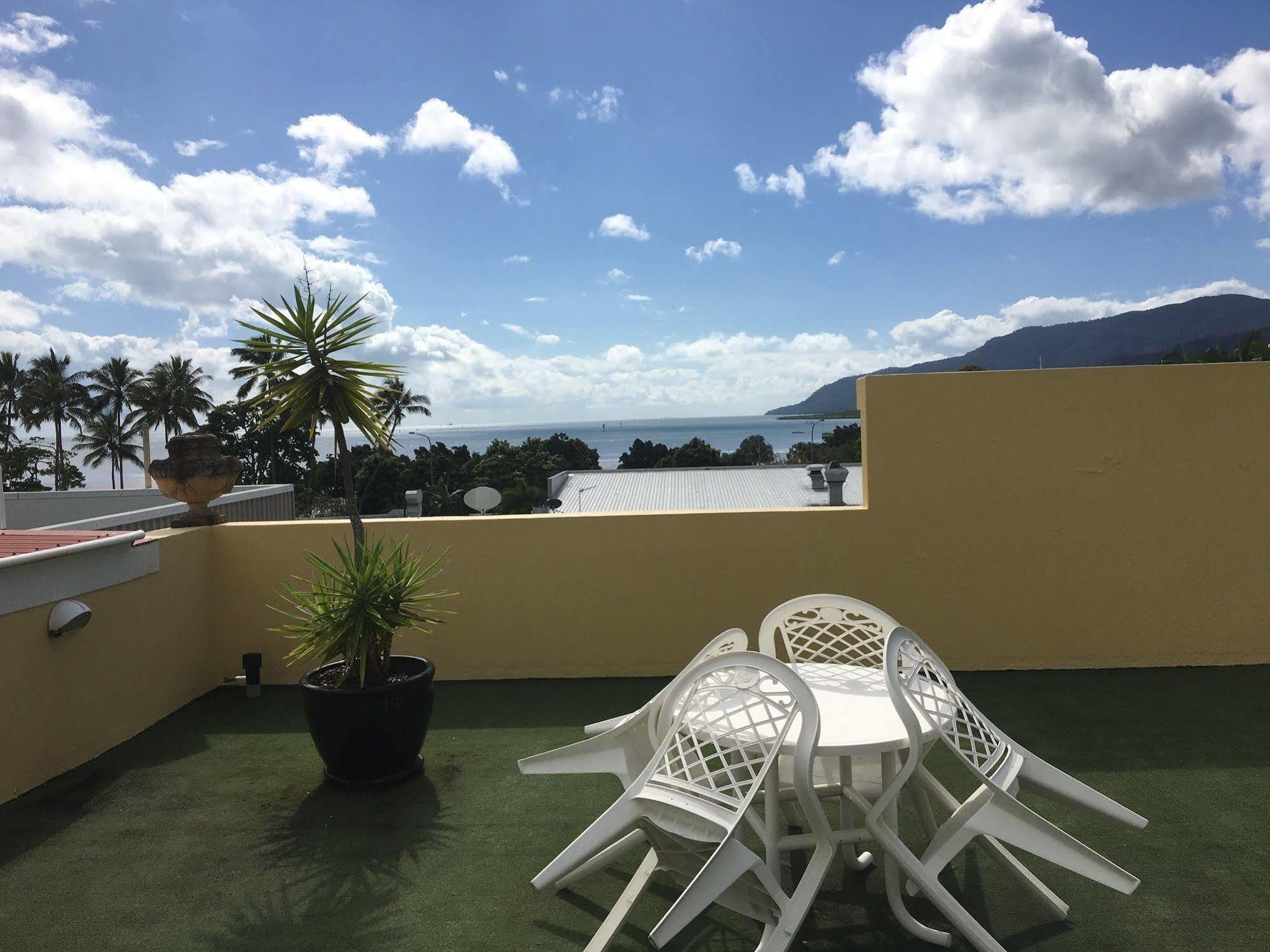 Il Palazzo Holiday Apartments Cairns Ngoại thất bức ảnh