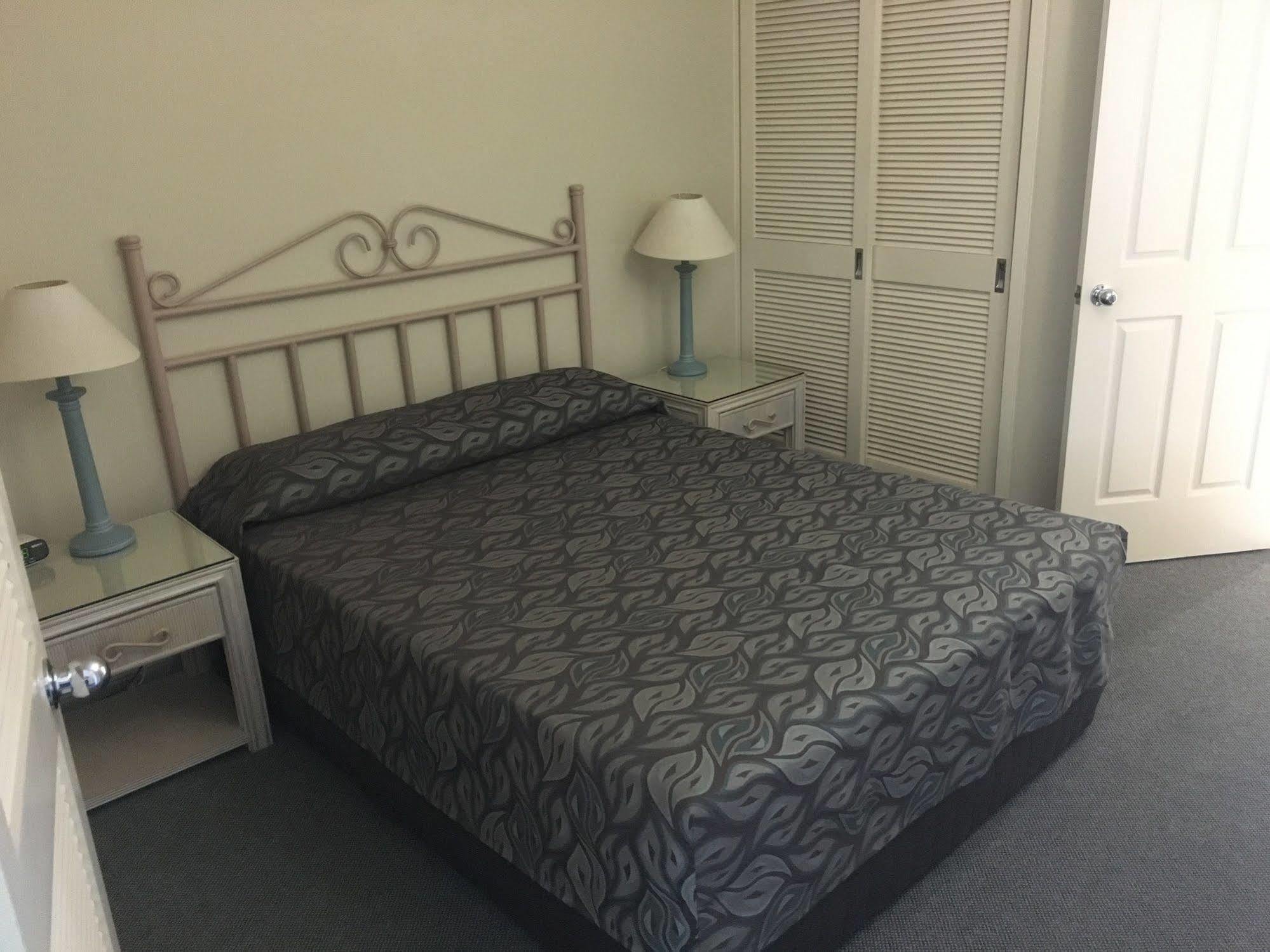 Il Palazzo Holiday Apartments Cairns Ngoại thất bức ảnh